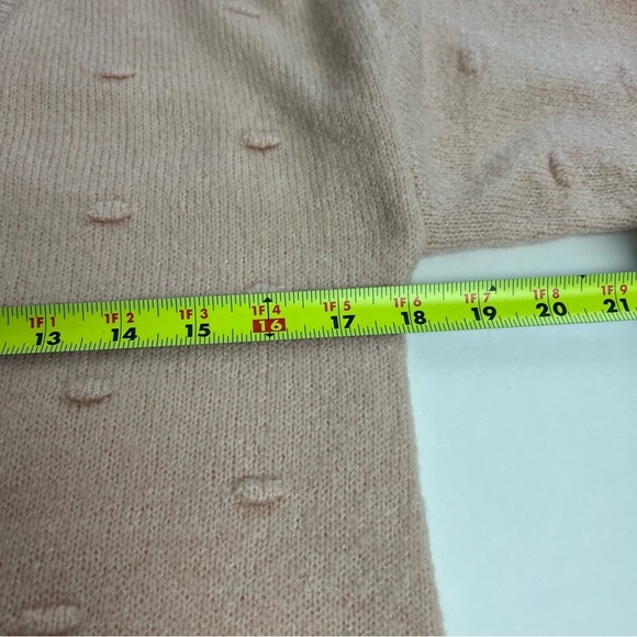 BY DESIGN Women’s Pullover Sweater Size Small V-Neck Blush Color Textured - Picture 8 of 10